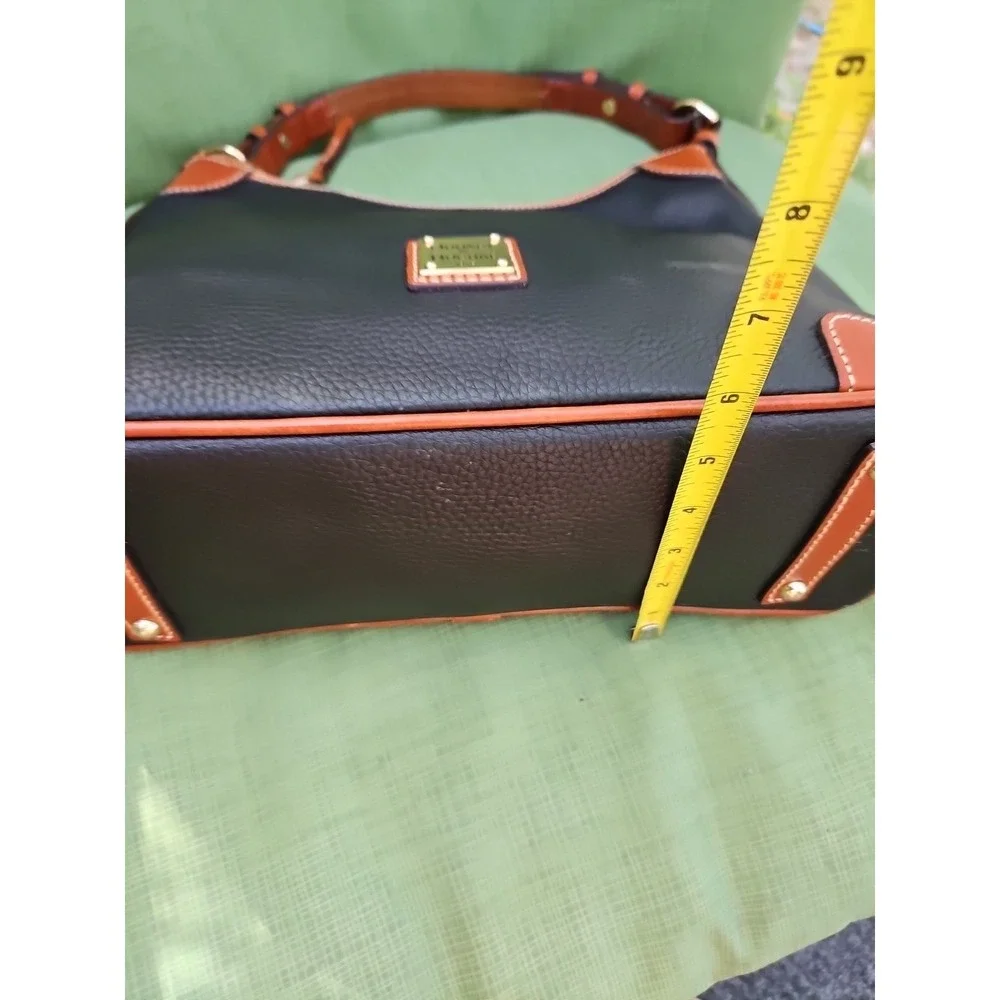 Dooney‎ & Bourke Pebble Grain Leather Hobo Shoulder Bag Red Lining DB Vintage - Picture 11 of 14
